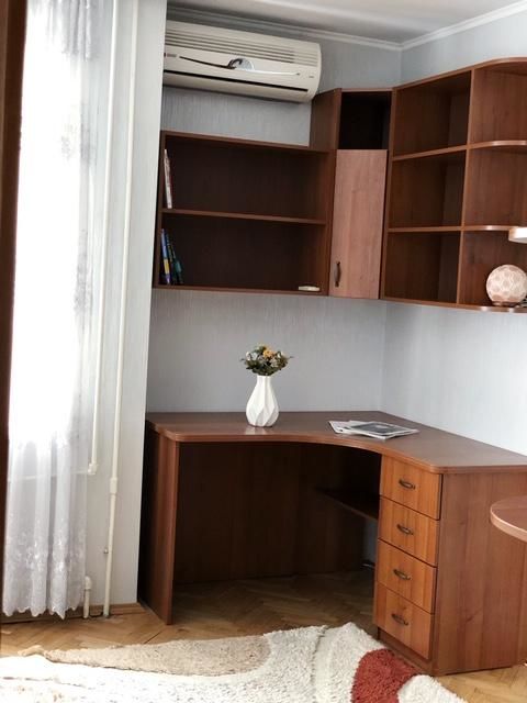 Апартаменты Уютная комната в 2-ух комнатной квартире м.Олимпийская Киев-13