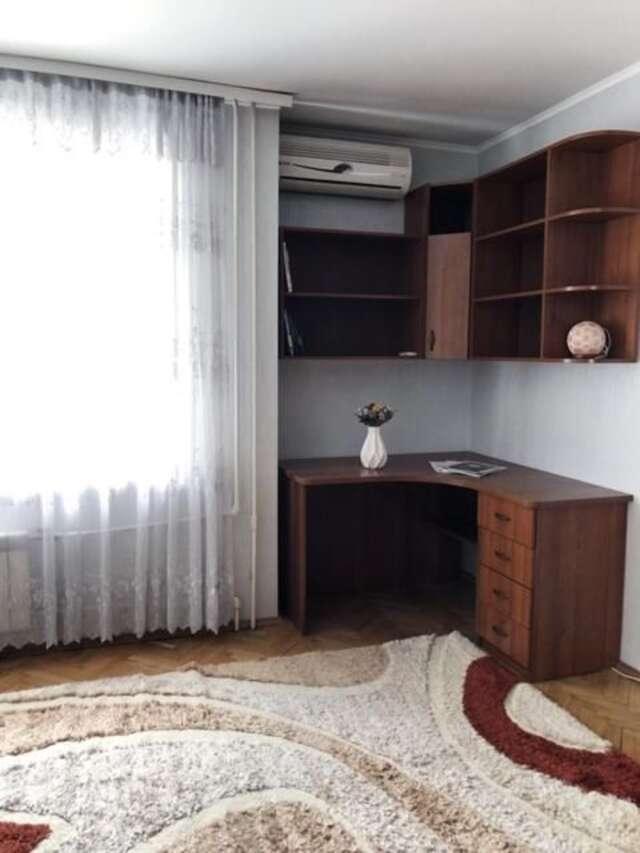 Апартаменты Уютная комната в 2-ух комнатной квартире м.Олимпийская Киев-36